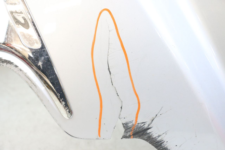 photo de VORDERSEITE PIAGGIO X8 125 (2004 - 2007) - Fokus auf die Struktur