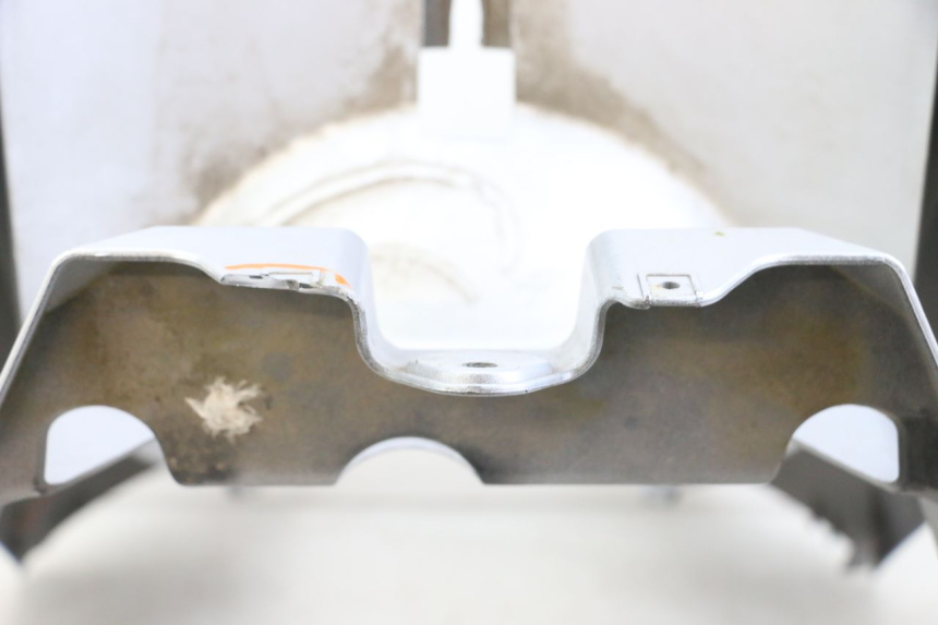 photo de VORDERSEITE PIAGGIO X8 125 (2004 - 2007) - Zoom auf Gebrauchszustand