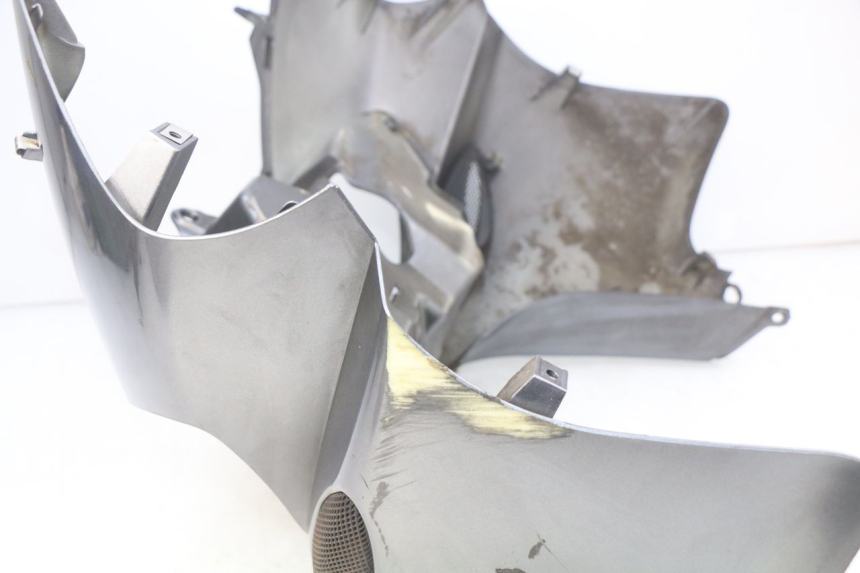 photo de VORDERSEITE PIAGGIO X9 EVOLUTION 250 (2003 - 2007) - Zoom auf Gebrauchszustand