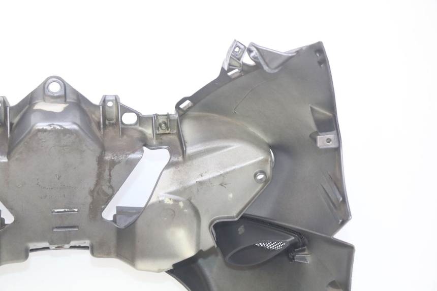 photo de VORDERSEITE PIAGGIO X9 EVOLUTION 250 (2003 - 2007) - Oberflächenzustand und Material