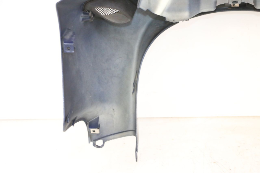 photo de VORDERSEITE PIAGGIO X9 EVOLUTION 125 (2003 - 2007) - Details der Befestigungspunkte