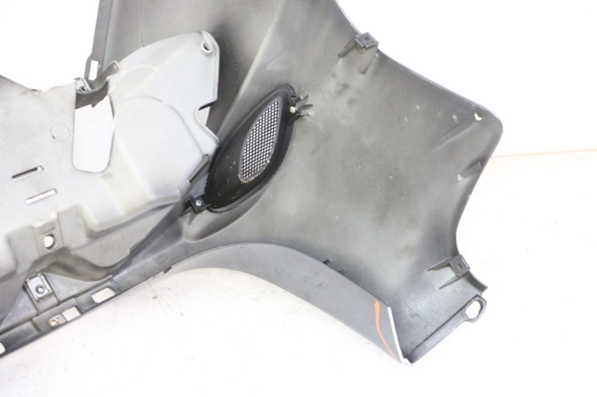 photo de VORDERSEITE PIAGGIO X9 EVOLUTION 125 (2003 - 2007) - Alternative Perspektive