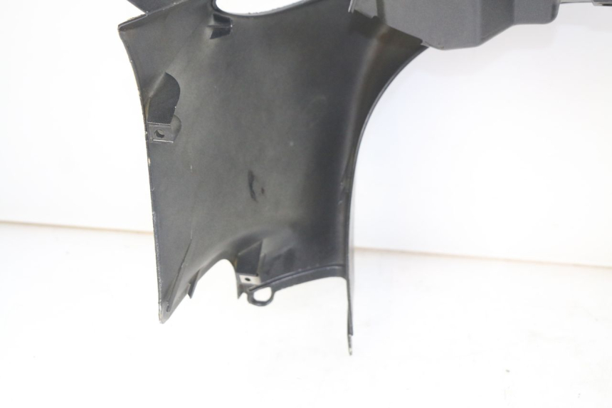 photo de VORDERSEITE PIAGGIO X9 125 (2000 - 2003) - Details der Befestigungspunkte