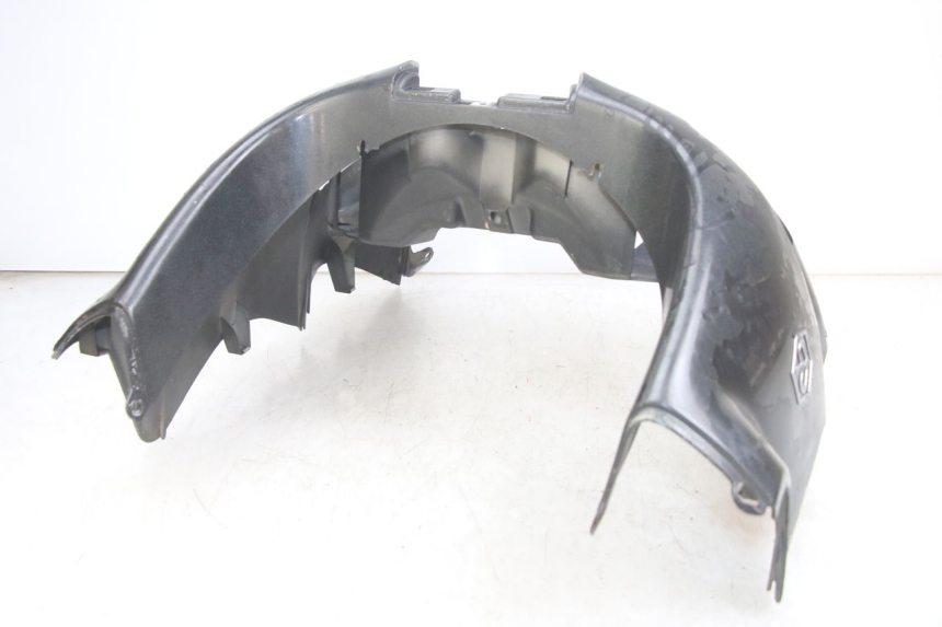 photo de VORDERSEITE PIAGGIO X9 125 (2000 - 2003) - Oberflächenzustand und Material