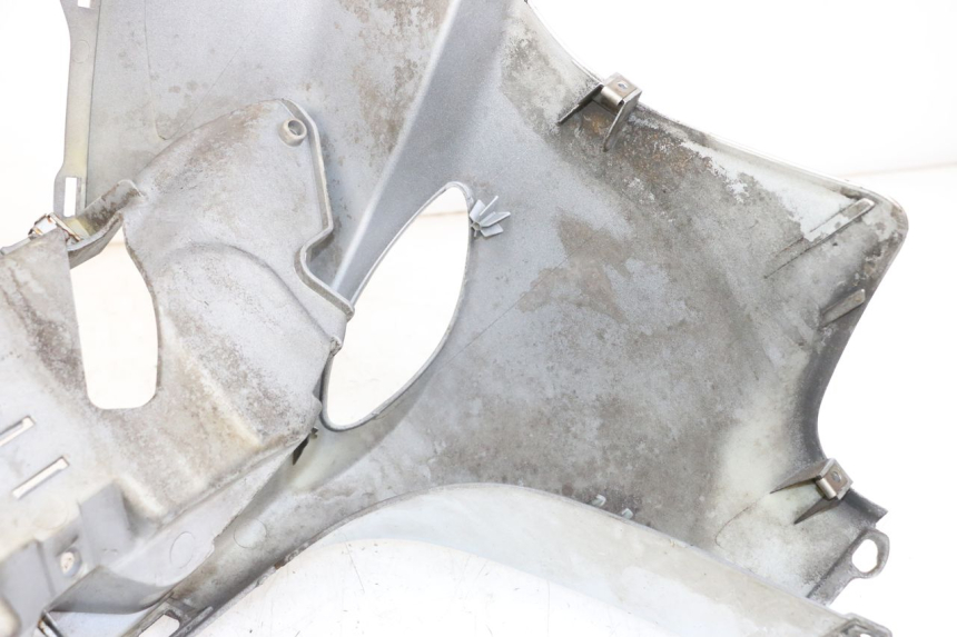 photo de VORDERSEITE PIAGGIO X9 125 (2000 - 2003) - Zoom auf Gebrauchszustand