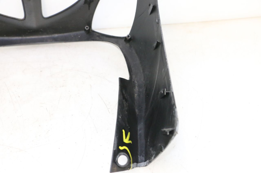 photo de FRONTVERKLEIDUNG  YAMAHA YP MAJESTY 125 (2007 - 2010) - Details der Befestigungspunkte