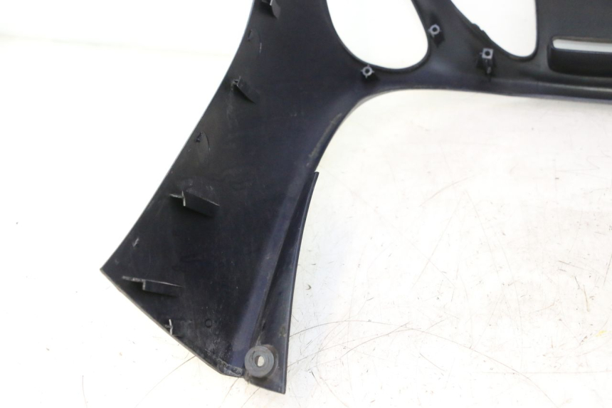 photo de VORDERSEITE YAMAHA YP MAJESTY 125 (2002 - 2006) - Details der Befestigungspunkte