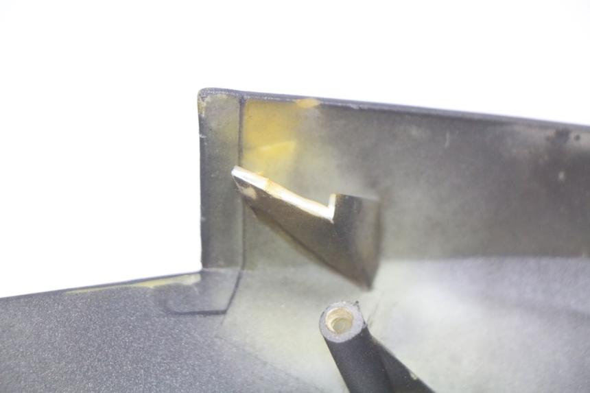 photo de VORDERSEITE YIYING YY50QT-10 50 (2007 - 2022) - Oberflächenzustand und Material