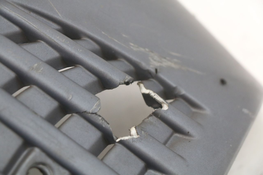 photo de VORDERSEITE PIAGGIO ZIP 4T 50 (2018 - 2020) - Oberflächenzustand und Material