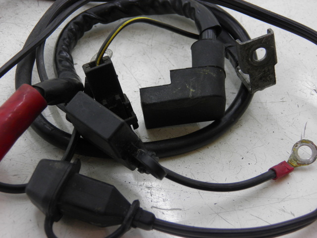 photo de BATTERIE KABELBAUM  KAWASAKI ER5 ER-5 500 (2001 - 2004) - Detailansicht des Bauteils