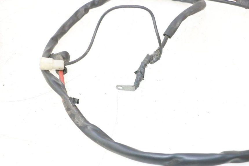 photo de BATTERIEKABELBAUM YAMAHA YP MAJESTY 125 (2002 - 2006) - Technische Nahaufnahme