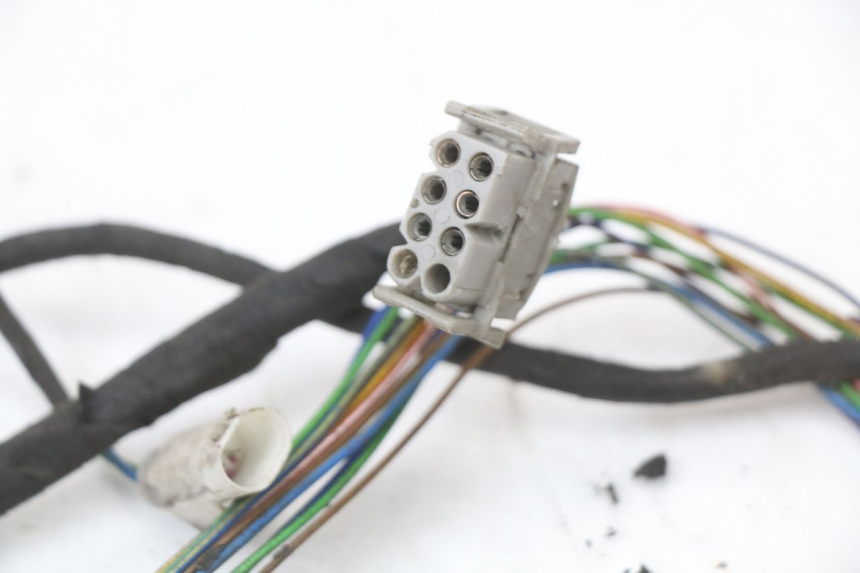 photo de KABELBAUM BMW C1 125 (2000 - 2003) - Weitere Ansicht des Artikels