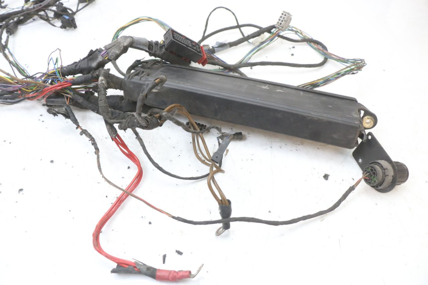 photo de KABELBAUM BMW C1 125 (2000 - 2003) - Kennzeichnungen und Originalreferenzen