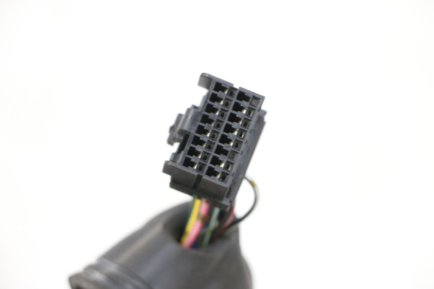 photo de TACHOMETER KABELBAUM  SUZUKI GSXR GSX-R 1000 (2003 - 2004) - Oberflächenzustand und Material