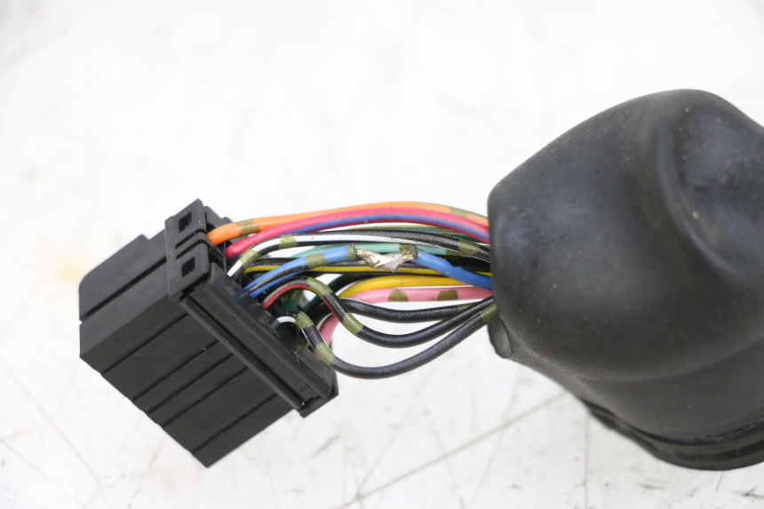 photo de TACHOMETER KABELBAUM  SUZUKI GSXR GSX-R 1000 (2003 - 2004) - Geprüftes Gebrauchtteil