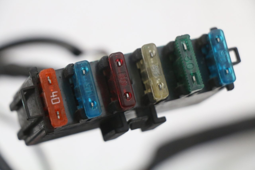 photo de KABELBAUM KYMCO DINK STREET ABS 125 (2011 - 2018) - Charakteristische Merkmale