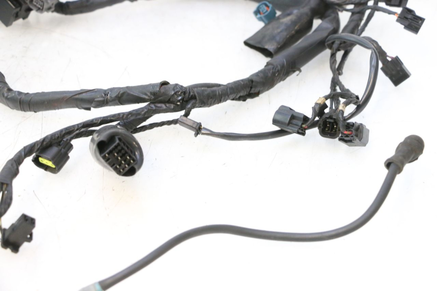 photo de KABELBAUM KAWASAKI ER-6 ER6 N 650 (2005 - 2009) - Hochauflösende Nahaufnahme