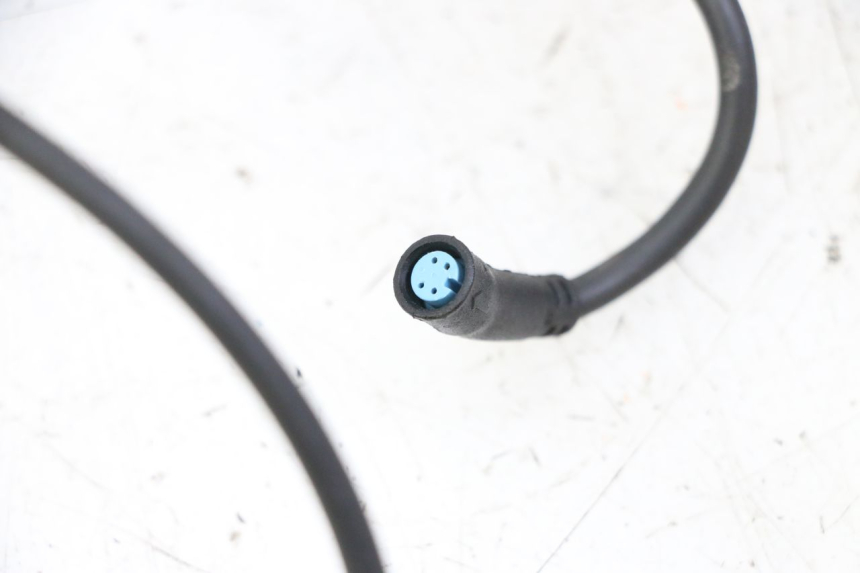 photo de KABELBAUM SEGWAY NINEBOT F40E 1 - Technische Nahaufnahme