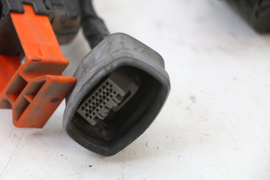 photo de KABELBAUM HONDA FES S-WING SWING ABS 125 (2007 - 2015) - Profilansicht des Ersatzteils