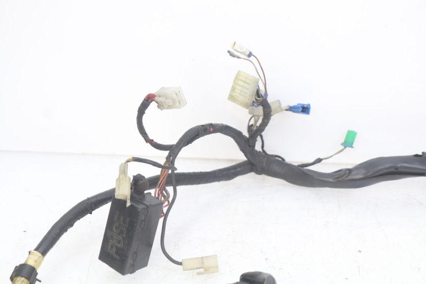 photo de KABELBAUM YAMAHA FZS FAZER 600 (1998 - 2001) - Kennzeichnungen und Originalreferenzen