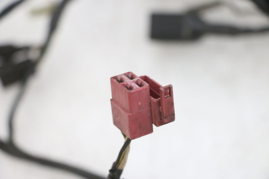 photo de KABELBAUM KAWASAKI GPX R WARBIRD 600 (1988 - 1993) - Details der Befestigungspunkte