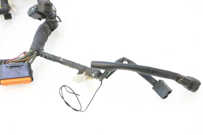 photo de KABELBAUM SUZUKI GSR 600 (2005 - 2012) - Alternative Perspektive