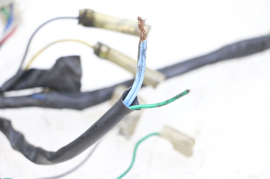 photo de KABELBAUM PEUGEOT KISBEE 2T 50 (2018 - 2022) - Oberflächenzustand und Material