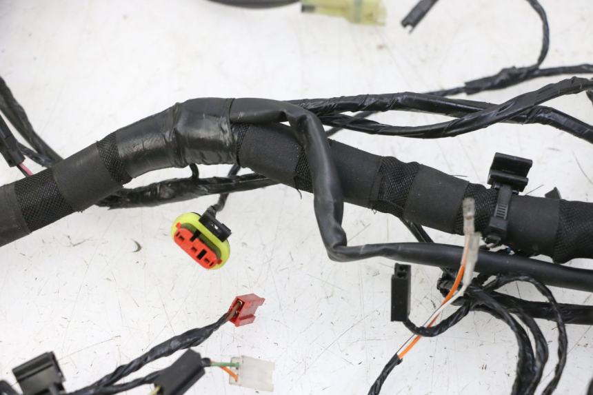 photo de KABELBAUM PIAGGIO MP3 HPE 310 (2024 - 2025) - Ergänzendes Produktfoto