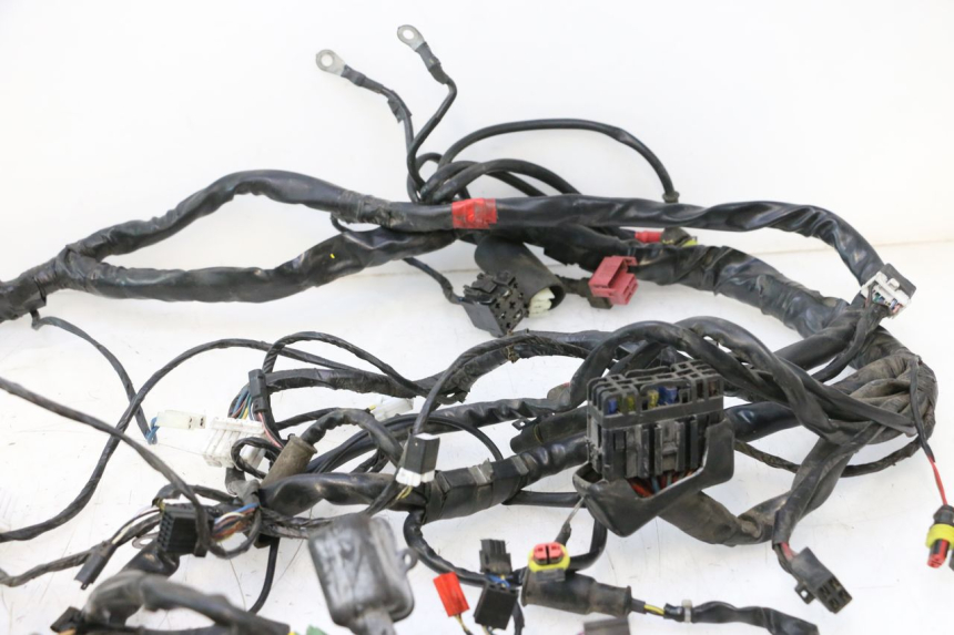 photo de KABELBAUM PIAGGIO MP3 LT 400 (2007 - 2012) - Charakteristische Merkmale