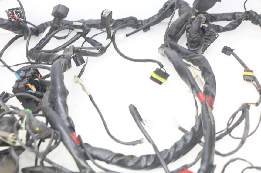 photo de KABELBAUM PIAGGIO MP3 500 (2014 - 2017) - Detaillierte Sichtprüfung