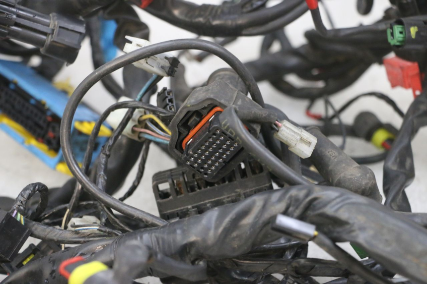 photo de KABELBAUM PIAGGIO MP3 500 (2016 - 2018) - Zoom auf Gebrauchszustand