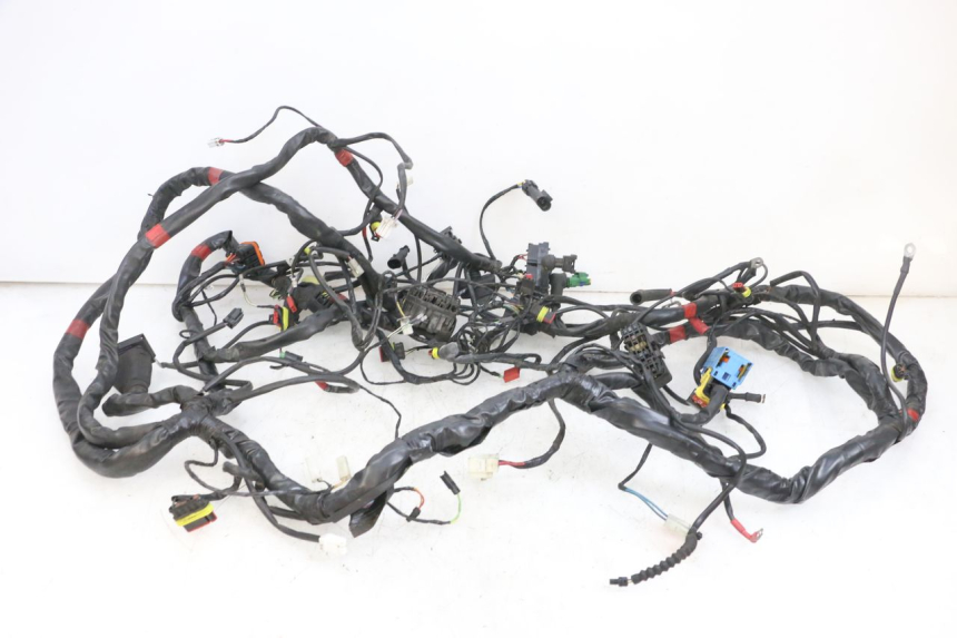 photo de KABELBAUM PIAGGIO MP3 500 (2016 - 2018) - Kennzeichnungen und Originalreferenzen