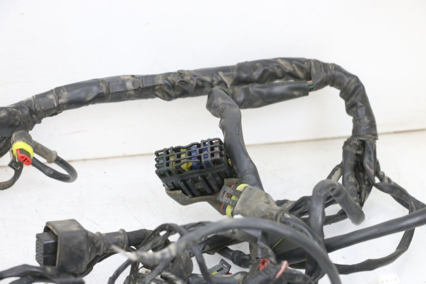 photo de KABELBAUM PIAGGIO MP3 RL 250 (2006 - 2010) - Details der Befestigungspunkte