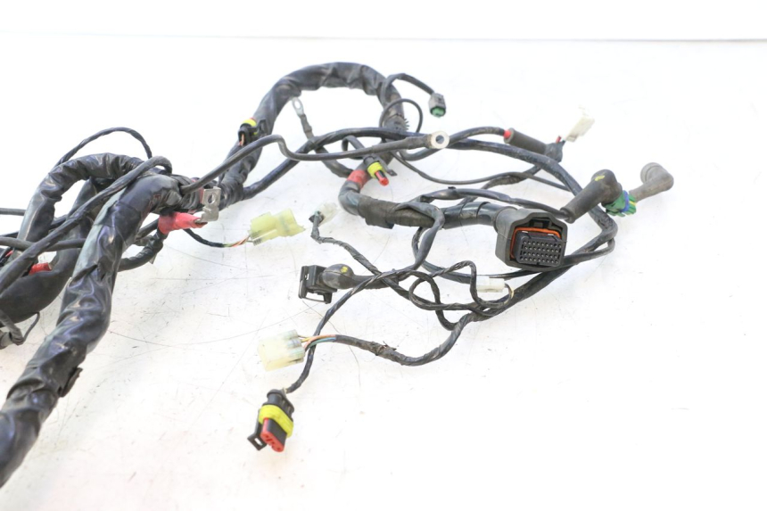 photo de KABELBAUM PIAGGIO MP3 500 (2016 - 2018) - Oberflächenzustand und Material