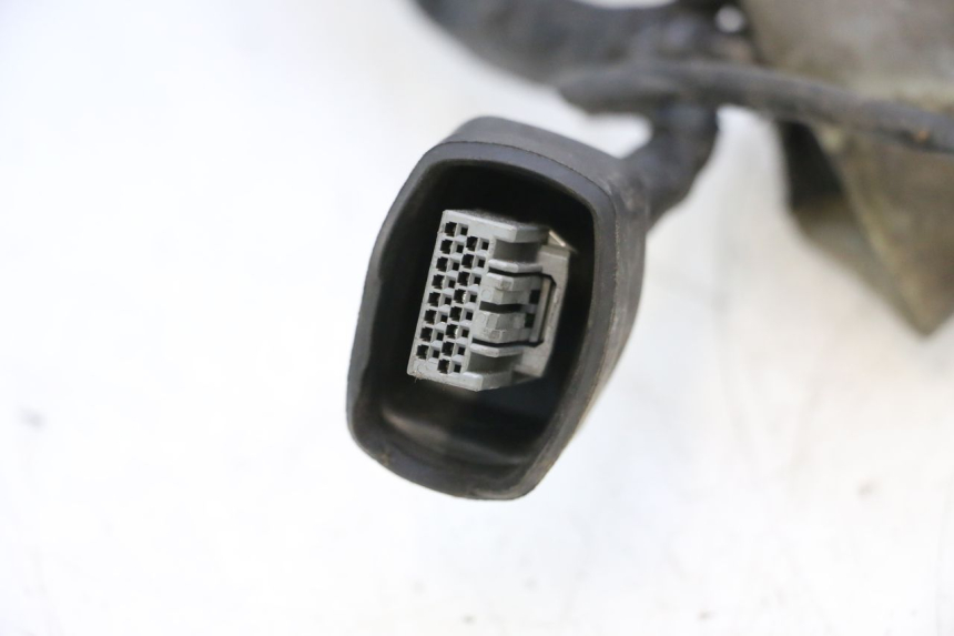 photo de KABELBAUM HONDA PCX (JF57/JF64) 125 (2014 - 2018) - Fokus auf die Struktur