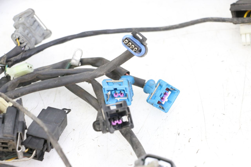 photo de KABELBAUM PEUGEOT SATELIS COMPRESSOR K15 125 (2006 - 2009) - Hochauflösende Nahaufnahme