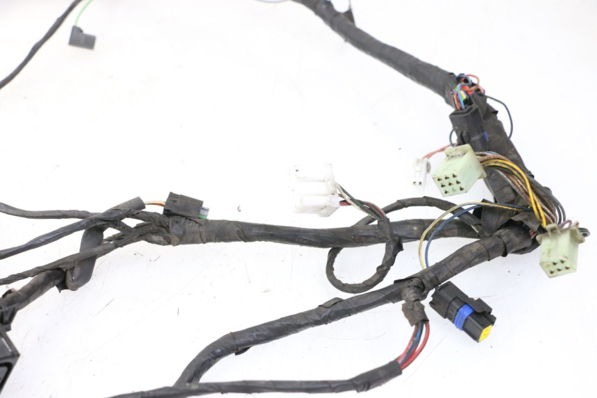 photo de KABELBAUM PEUGEOT SATELIS COMPRESSOR K15 125 (2006 - 2009) - Oberflächenzustand und Material