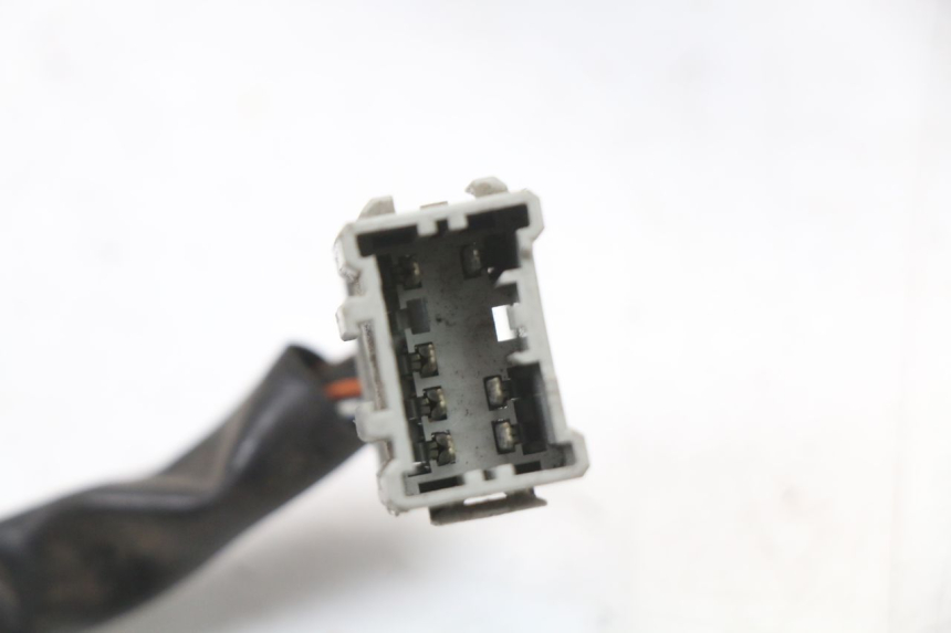 photo de Scheinwerferkabel HONDA FES S-WING SWING ABS 125 (2007 - 2015) - Zoom auf Gebrauchszustand