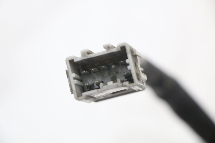 photo de SCHEINWERFERKABELBAUM HONDA FES S-WING SWING 125 (2007 - 2015) - Zoom auf Gebrauchszustand