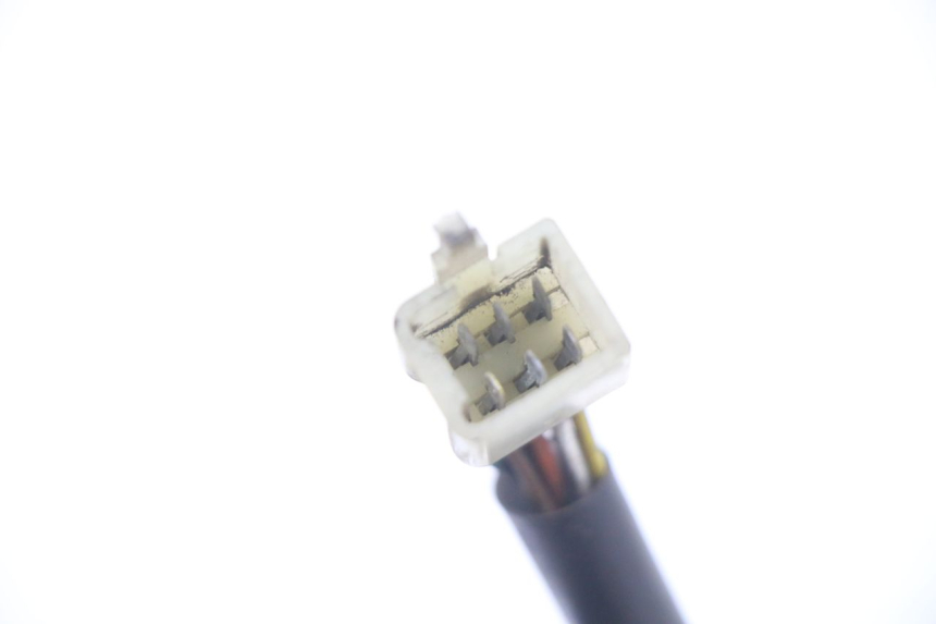 photo de SCHEINWERFERKABELBAUM PEUGEOT ELYSTAR 50 (2002 - 2014) - Detailansicht des Bauteils