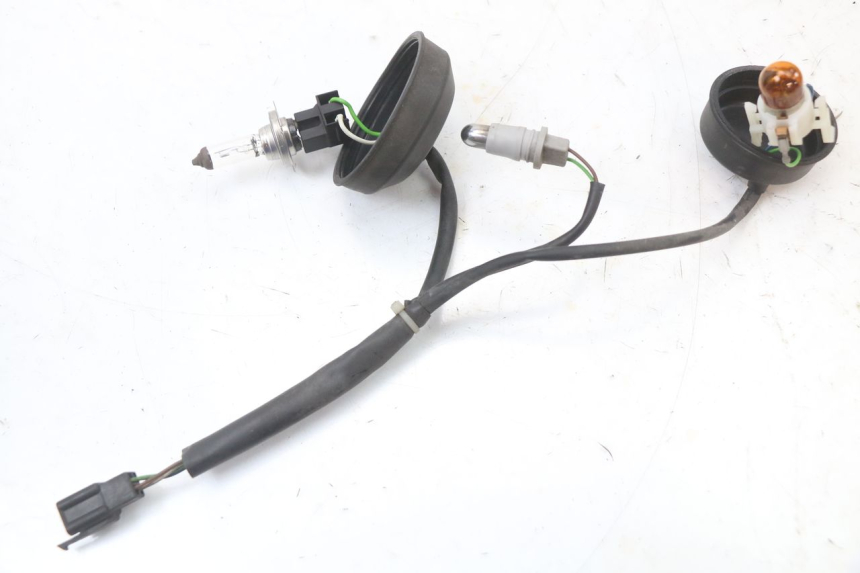 photo de SCHEINWERFERKABEL PEUGEOT SATELIS 125 (2010 - 2012) - Detailansicht des Bauteils