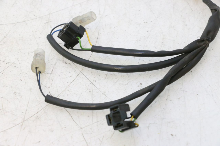 photo de SCHEINWERFERKABEL YAMAHA XMAX X-MAX 125 (2006 - 2009) - Alternative Perspektive