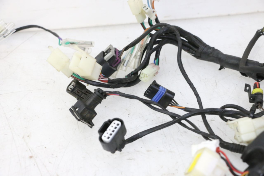 photo de KABELBAUM MAG POWER R-STREET 50 (2016 - 2025) - Details der Befestigungspunkte