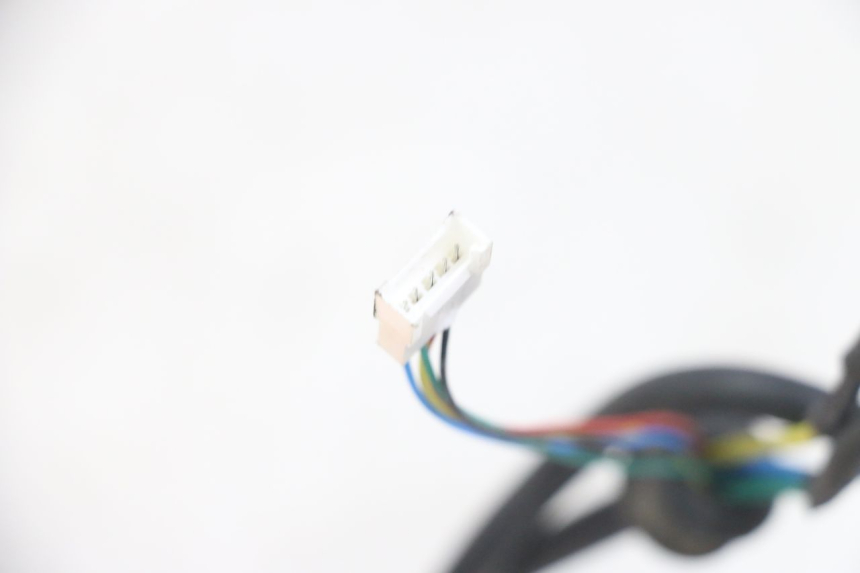 photo de KABELBAUM PUNK ELECTRIC RIDER 1 - Details der Befestigungspunkte