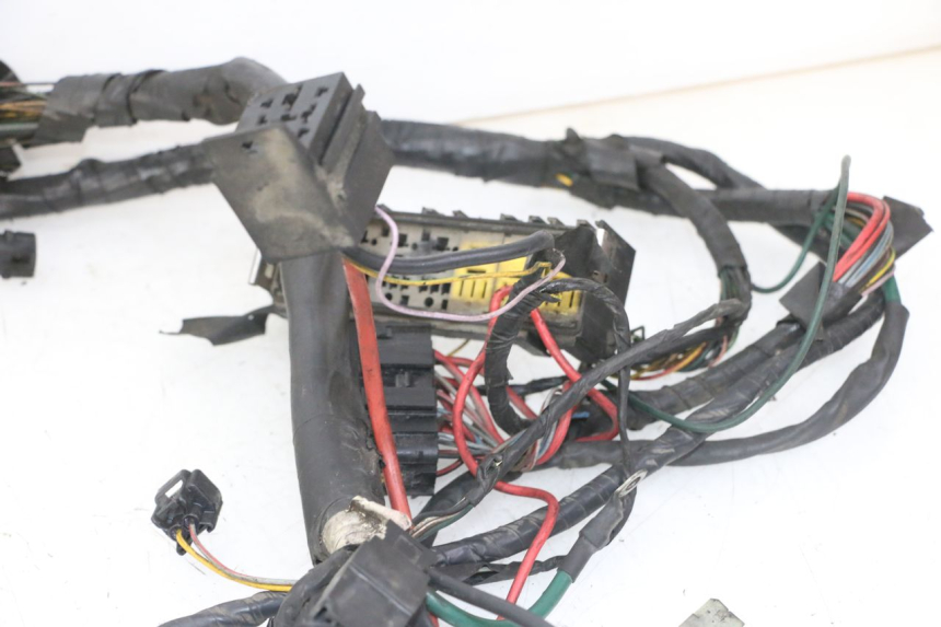 photo de KABELBAUM PEUGEOT SATELIS COMPRESSOR K15 125 (2006 - 2009) - Zoom auf Komponenten