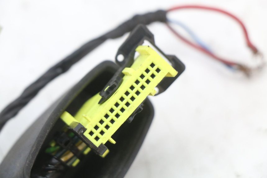 photo de KABELBAUM PEUGEOT SATELIS 125 (2010 - 2012) - Zoom auf Komponenten