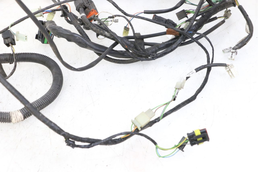 photo de KABELBAUM PEUGEOT SATELIS 125 (2013 - 2018) - Details der Befestigungspunkte