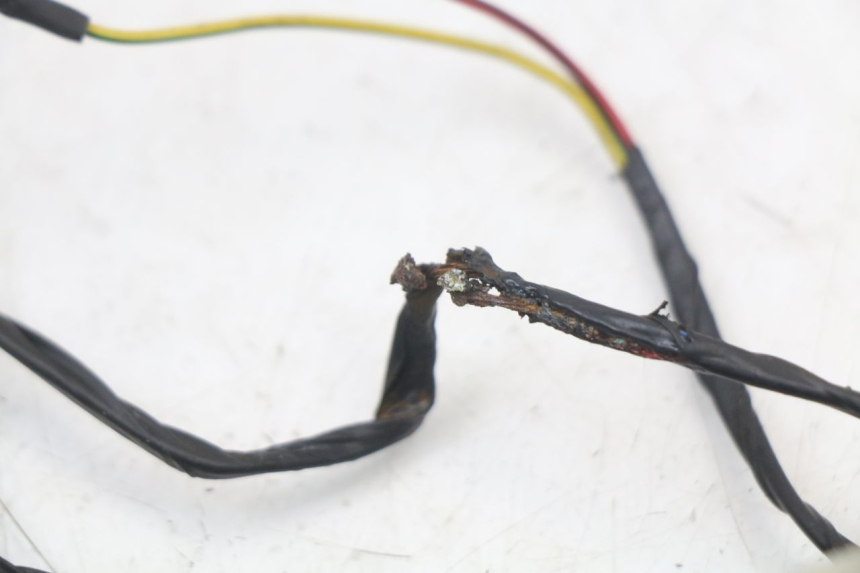 photo de KABELBAUM APRILIA SR MOTARD 50 (2012 - 2018) - Details der Befestigungspunkte