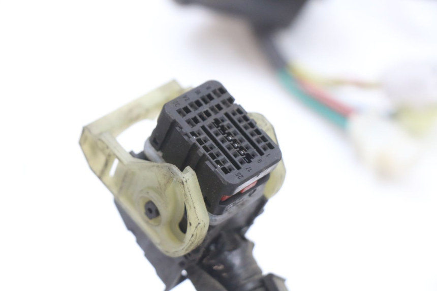 photo de KABELBAUM KYMCO SUPER 8 4T 50 (2021 - 2024) - Alternative Perspektive