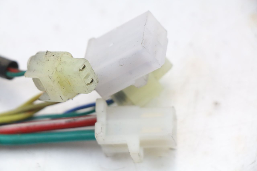 photo de KABELBAUM KYMCO SUPER 8 4T 50 (2021 - 2024) - Details der Befestigungspunkte